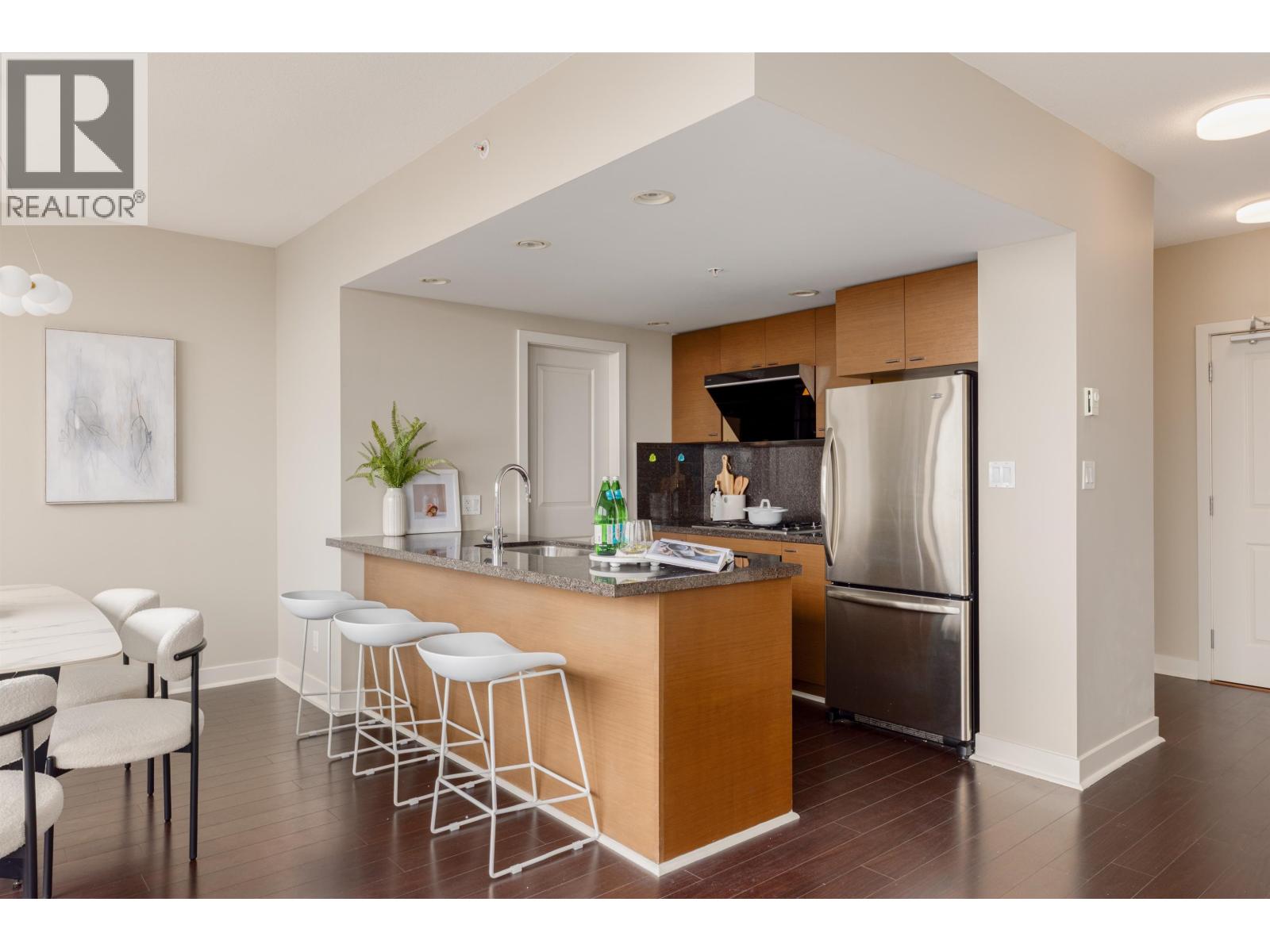 Photo 10 of 1807 6333 Katsura Street, Richmond BC