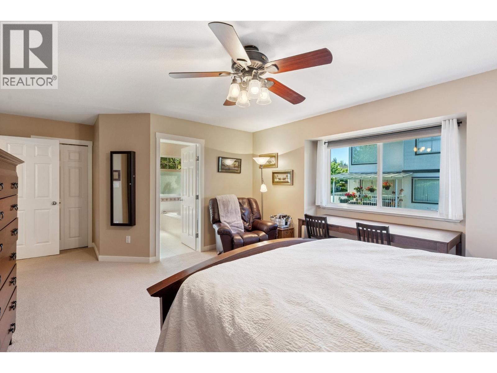 Photo 18 of 2172 Parkway Boulevard, Coquitlam BC