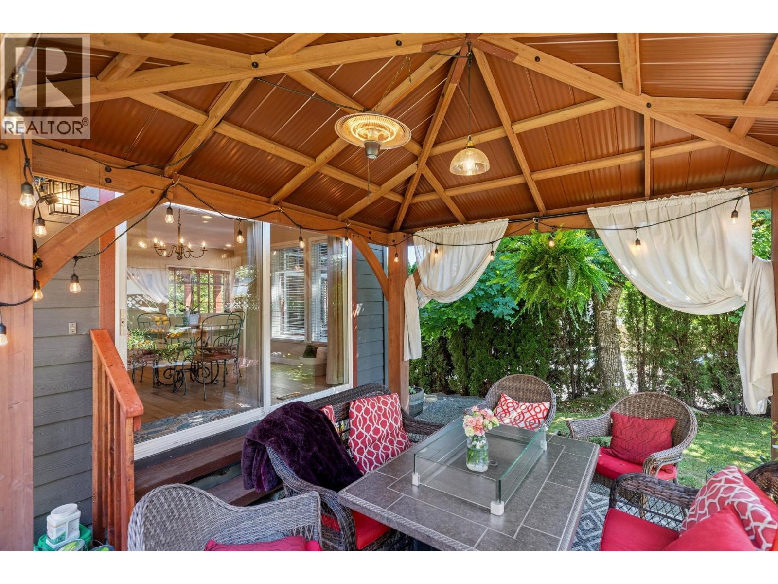 Photo 34 of 2172 Parkway Boulevard, Coquitlam BC
