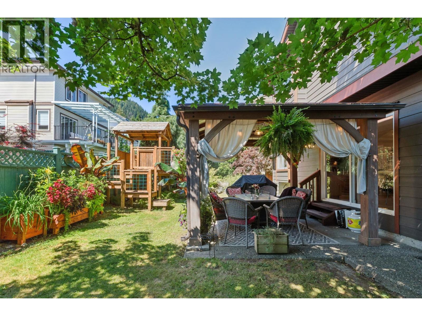 Photo 35 of 2172 Parkway Boulevard, Coquitlam BC