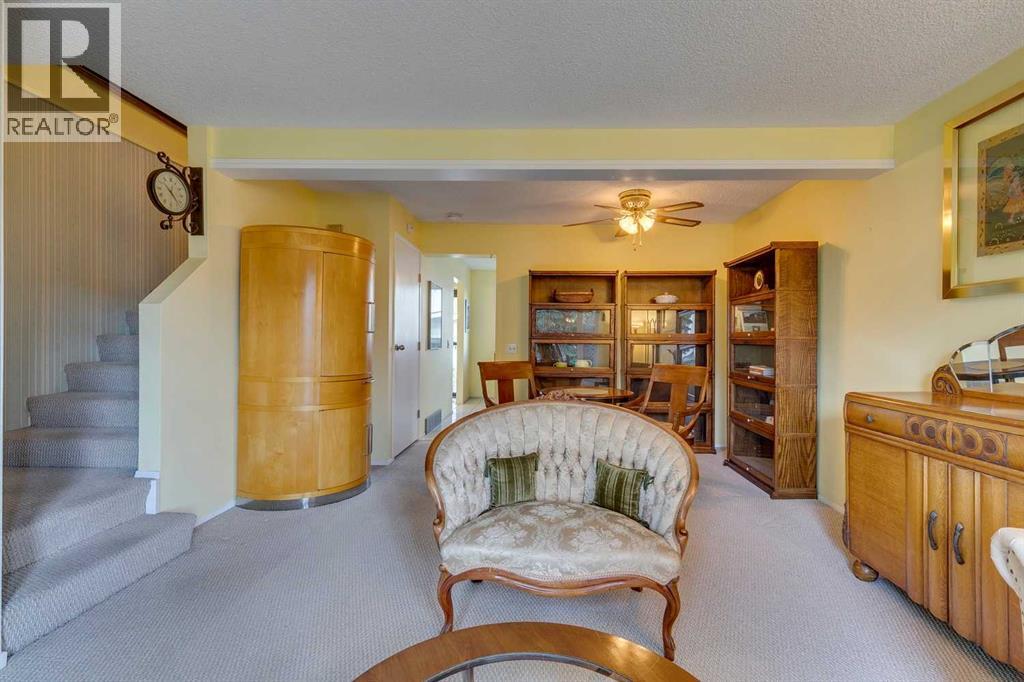 Single Family House for Sale in  Erin Woods Place SE Erin Woods Calgary 