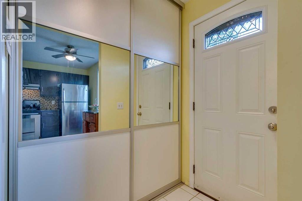 Single Family House for Sale in  Erin Woods Place SE Erin Woods Calgary 