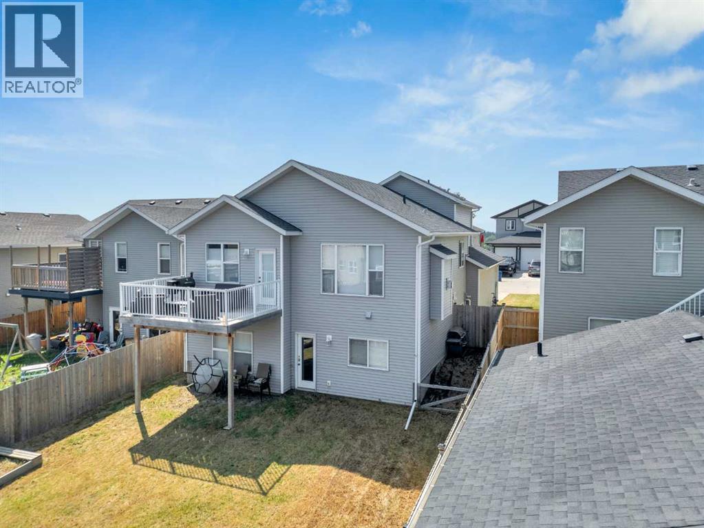 Photo 25 of 119 Mitchell Crescent, Blackfalds AB