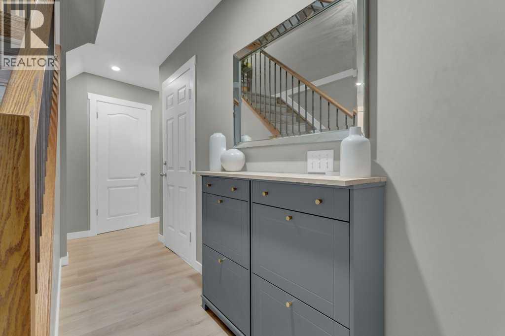 Single Family House for Sale in  Everstone Place SW Evergreen Calgary 