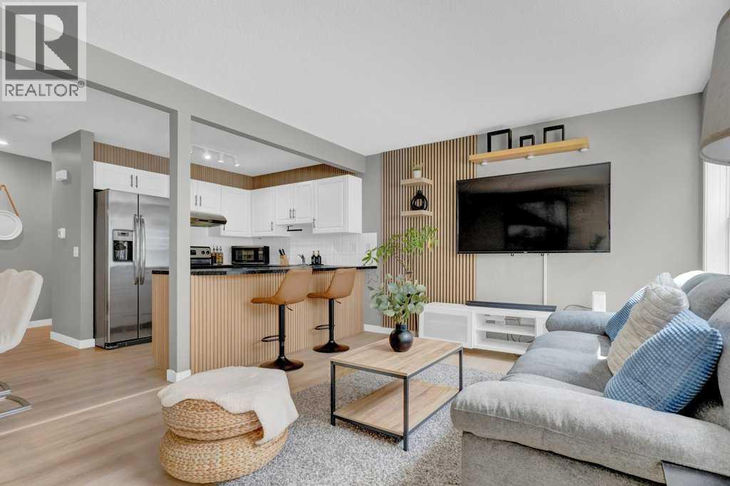 Single Family House for Sale in  Everstone Place SW Evergreen Calgary 