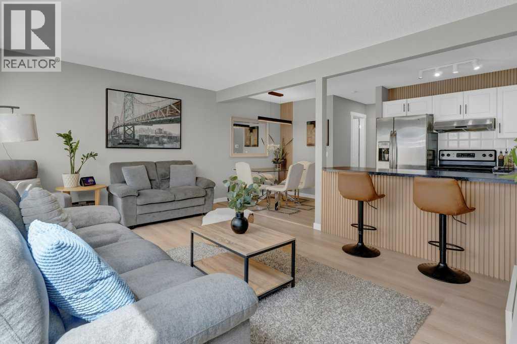 Single Family House for Sale in  Everstone Place SW Evergreen Calgary 