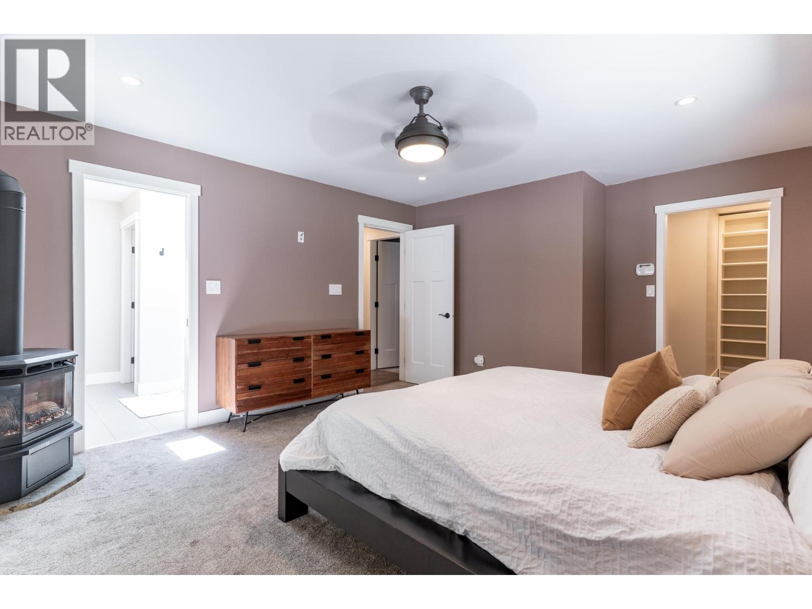 Photo 6 of 27561 Sayers Crescent, Maple Ridge BC