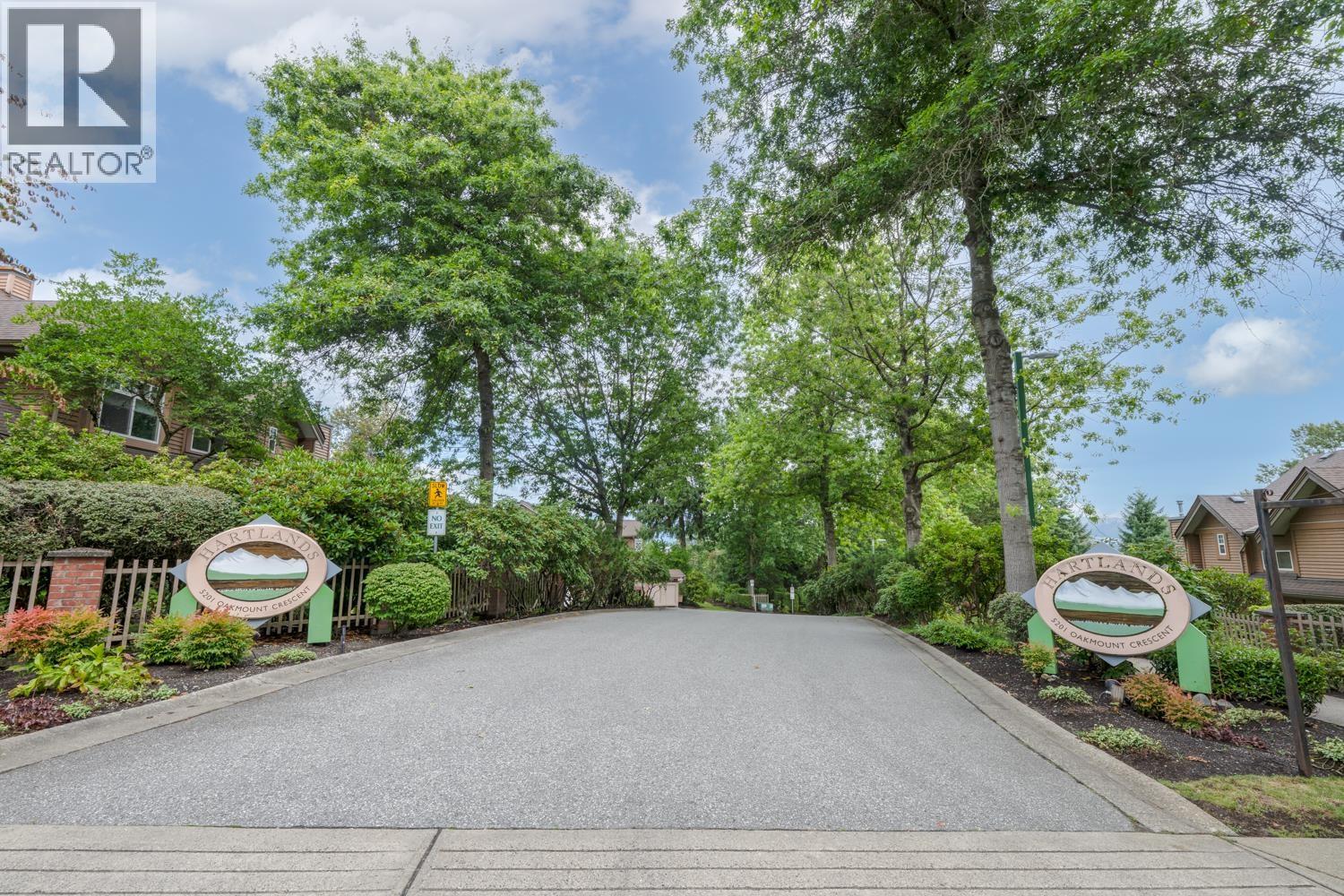 Photo 27 of 34 5201 Oakmount Crescent, Burnaby BC