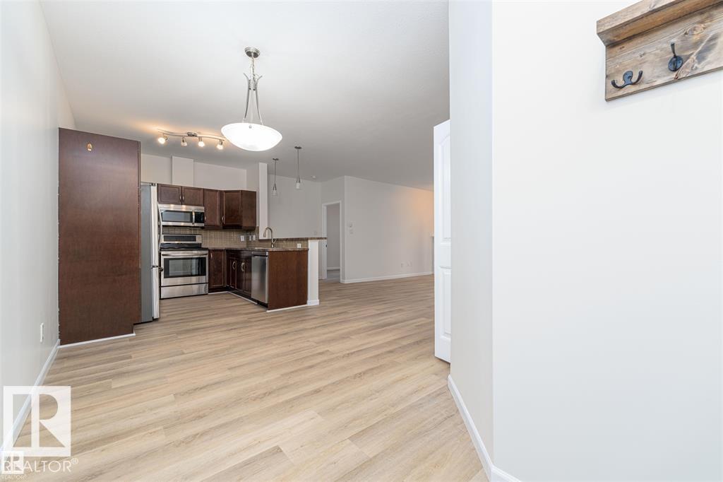 Photo 32 of 131 2503 Hanna Cr Nw, Edmonton AB