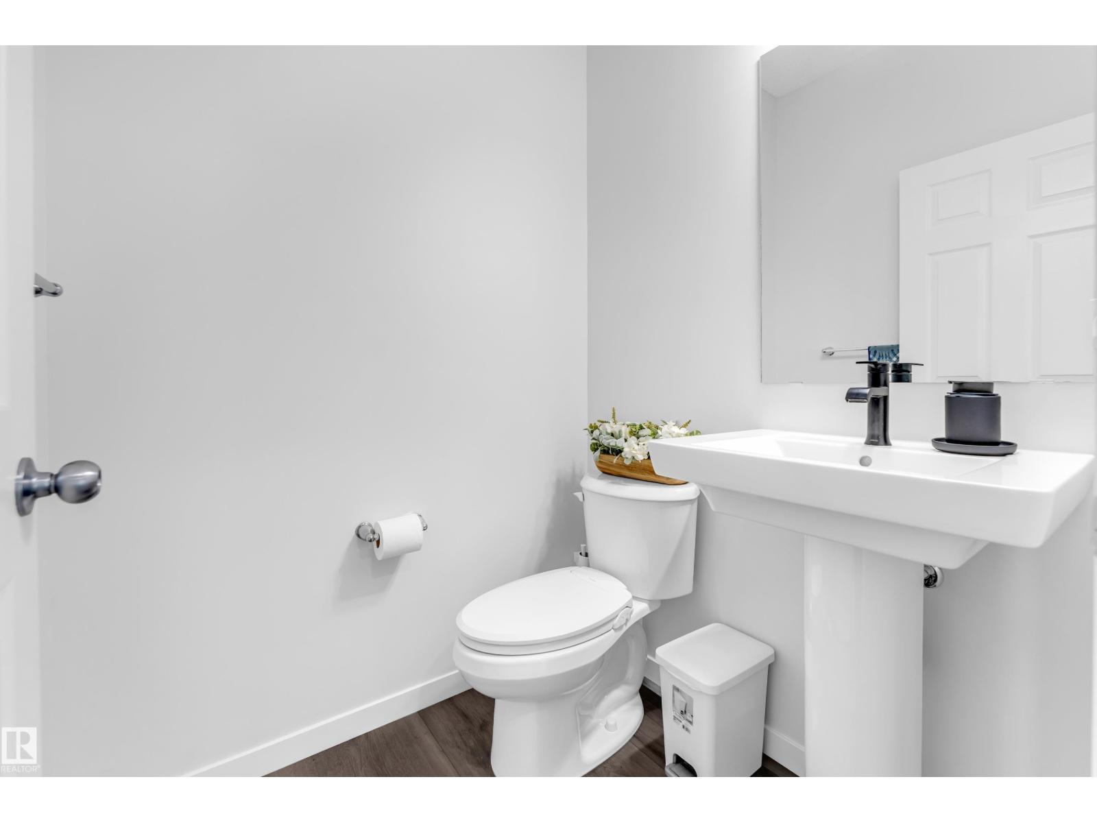 Photo 11 of 4610 72 Av, Beaumont AB