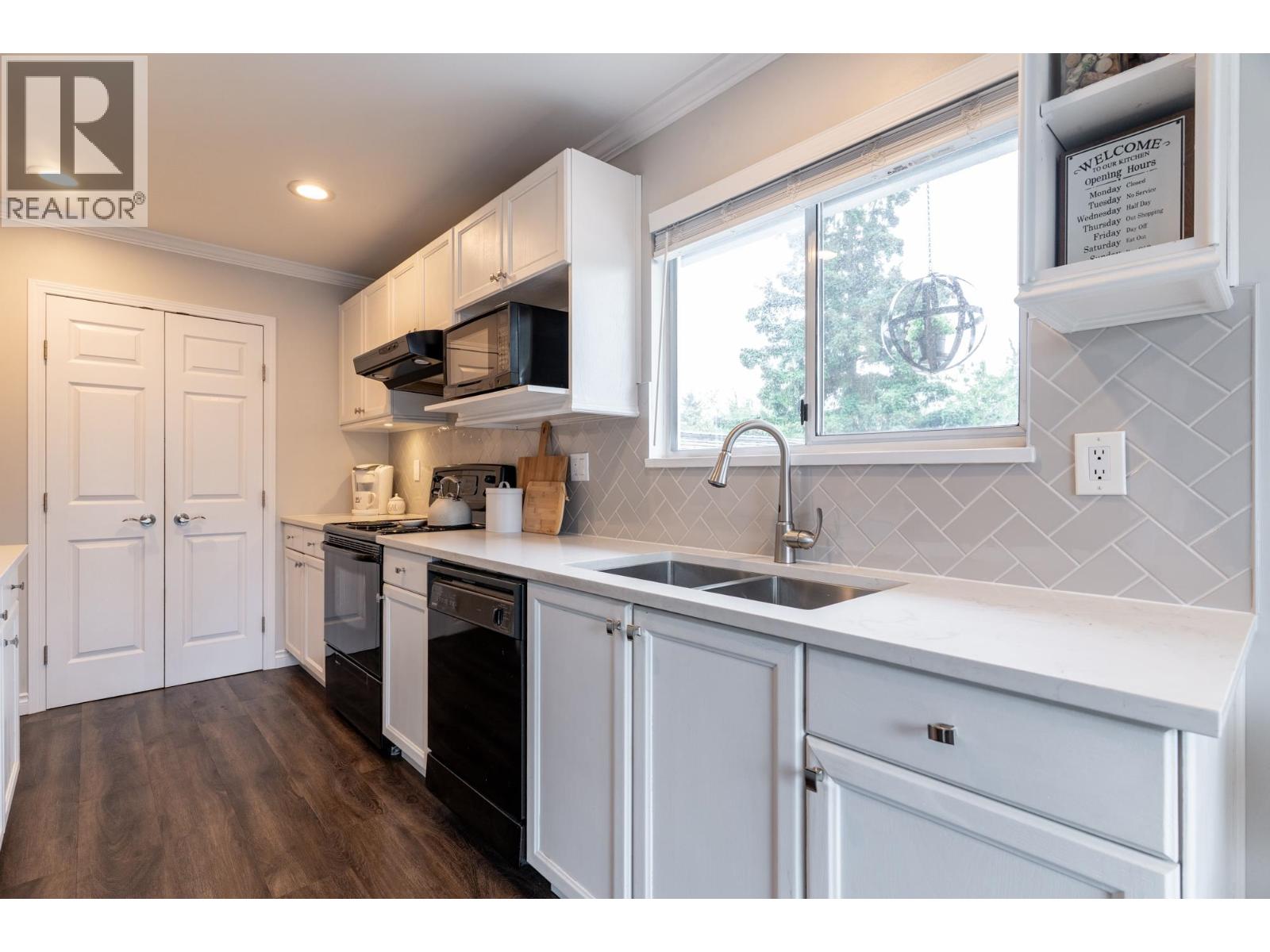#7-6280 48A Avenue, Delta