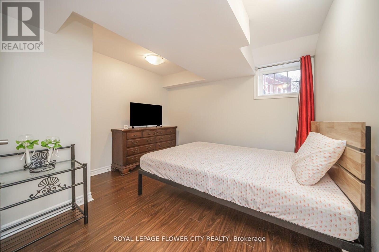 Photo 37 of 23 Eagle Trace Drive, Brampton ON