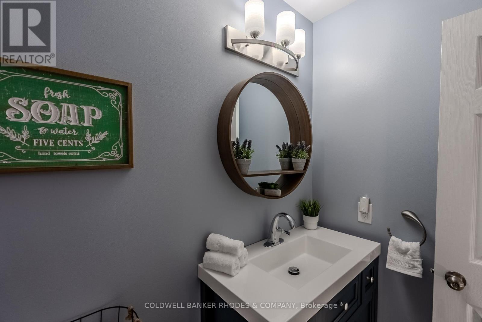 Photo 3 of 125 Brunet Street, The Nation ON