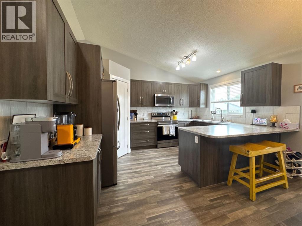 Photo 12 of 12 Rutherford Drive, Red Deer AB