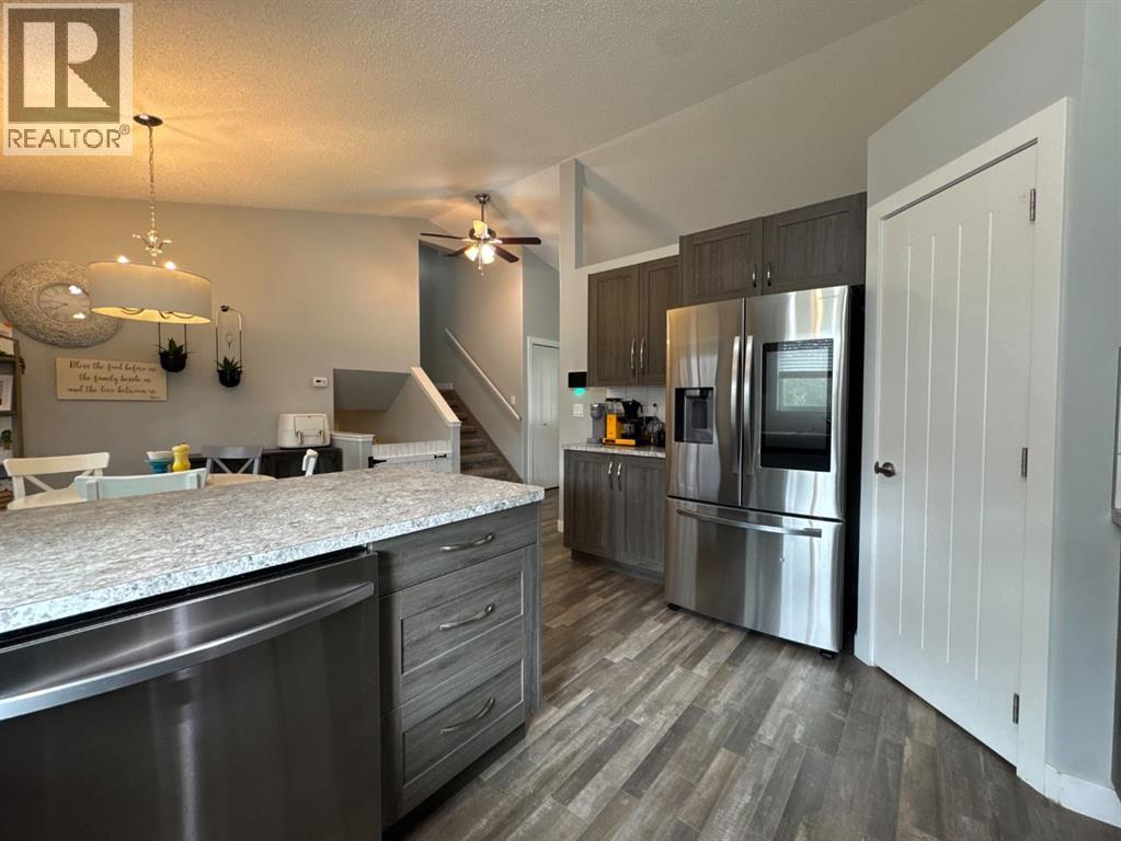 Photo 24 of 12 Rutherford Drive, Red Deer AB