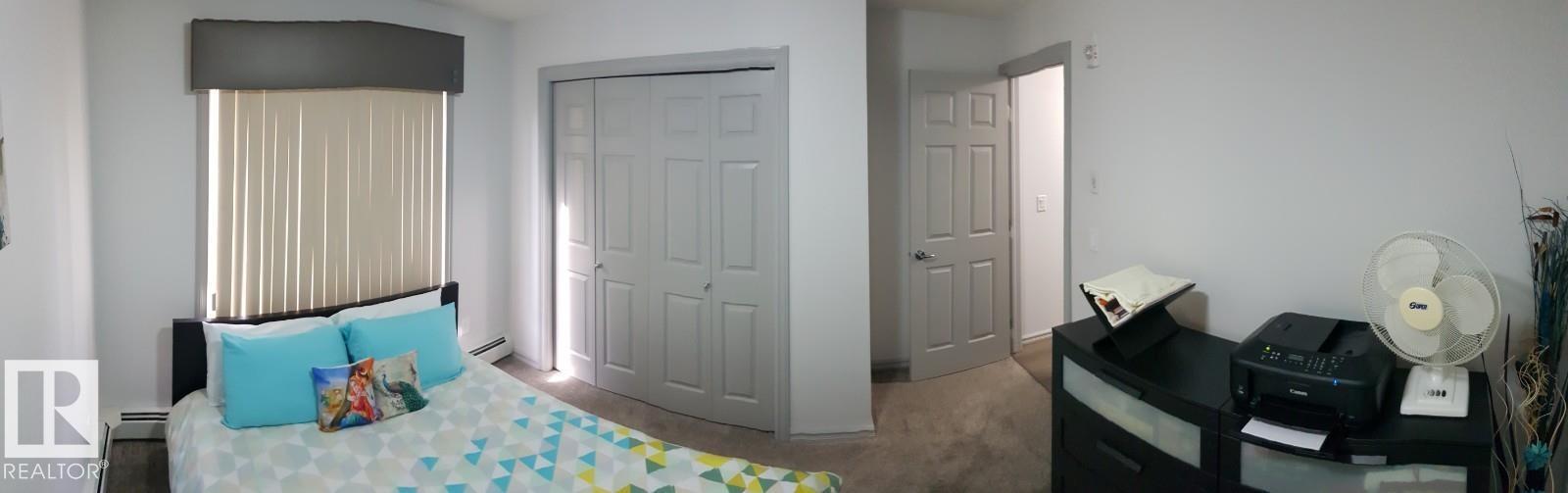 Photo 9 of 117 2204 44 Av Nw, Edmonton AB