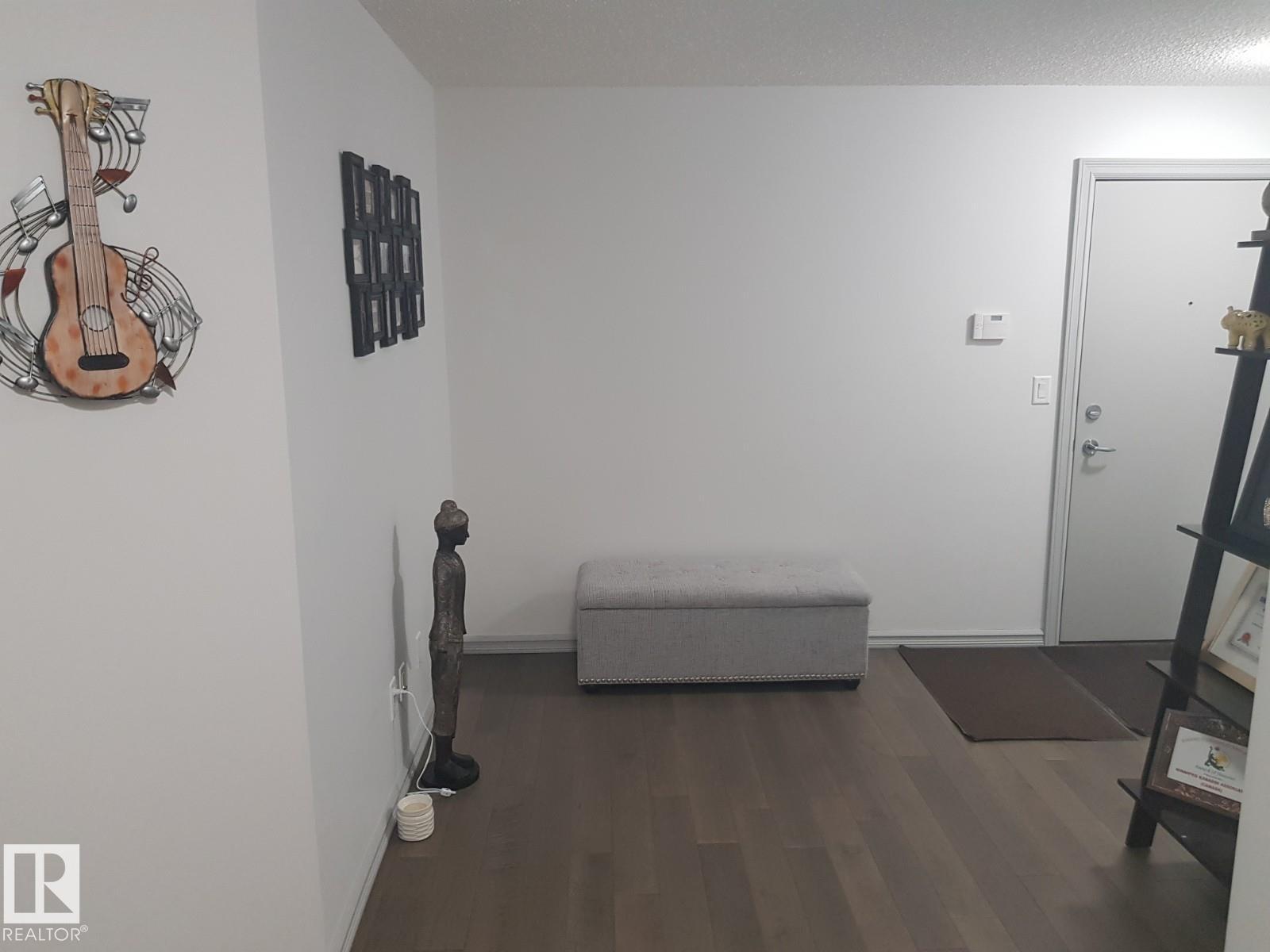 Photo 16 of 117 2204 44 Av Nw, Edmonton AB