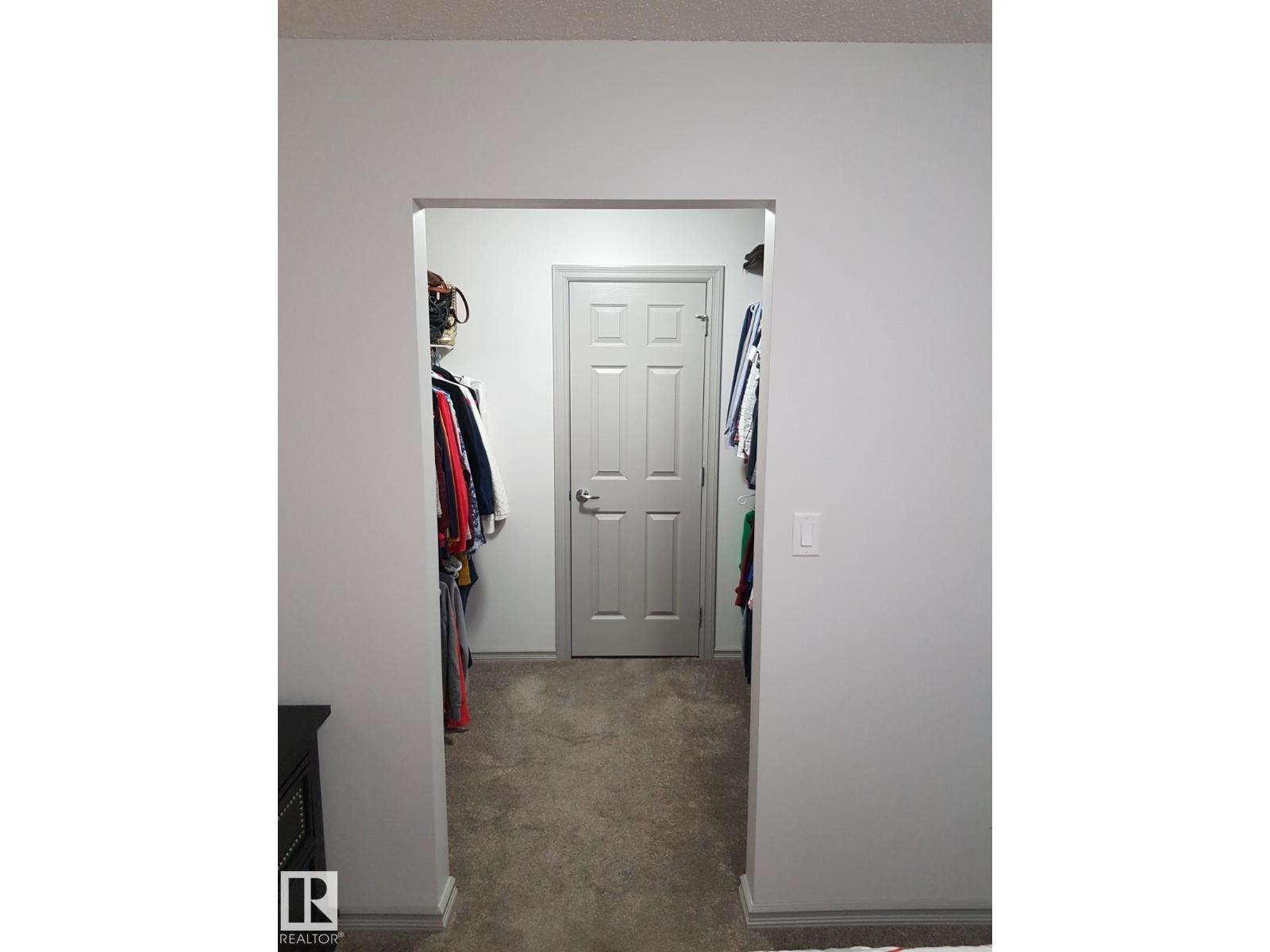 Photo 19 of 117 2204 44 Av Nw, Edmonton AB