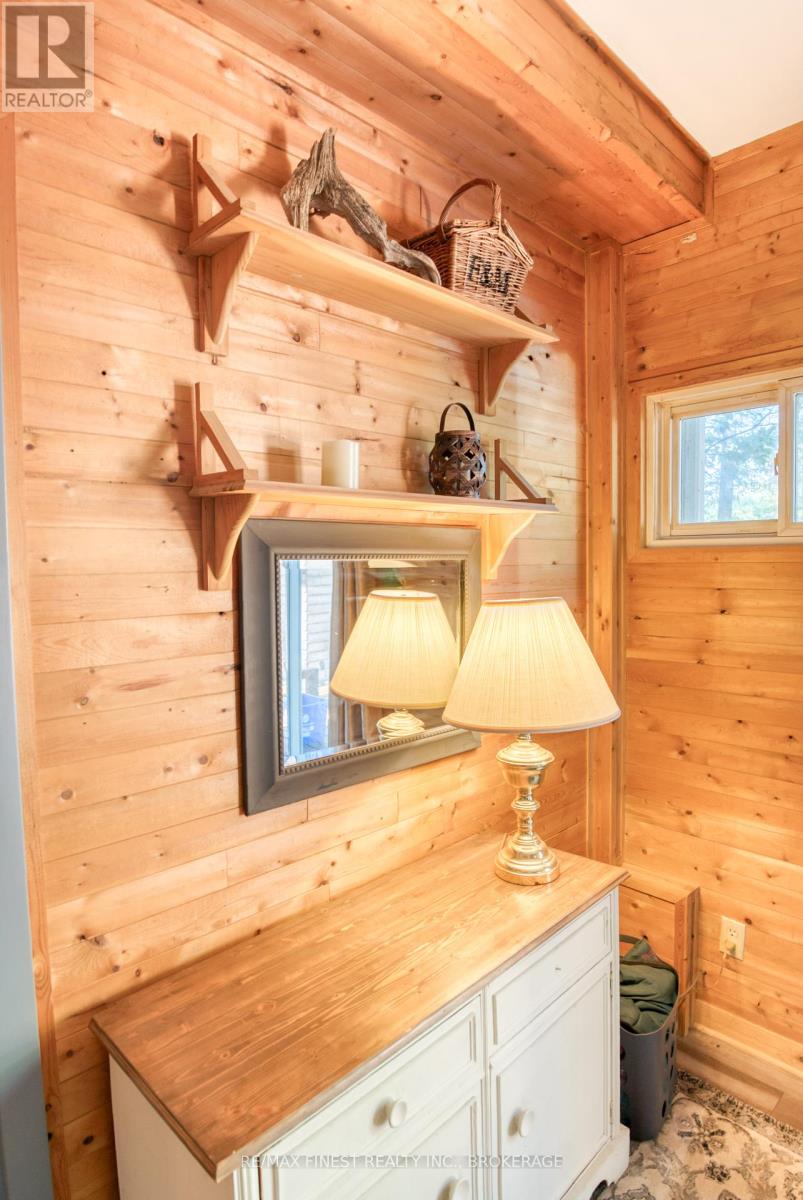 1036A TWIN LAKE LANE - 28