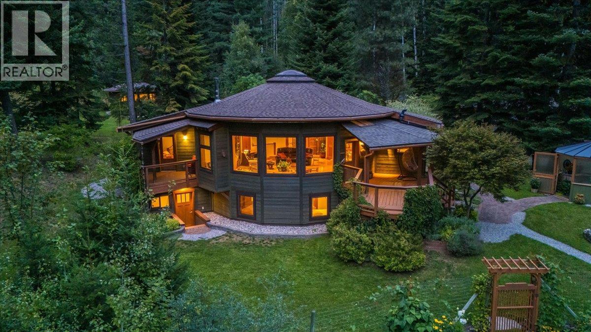 Photo 19 of 3234 Heddle Road, Nelson BC