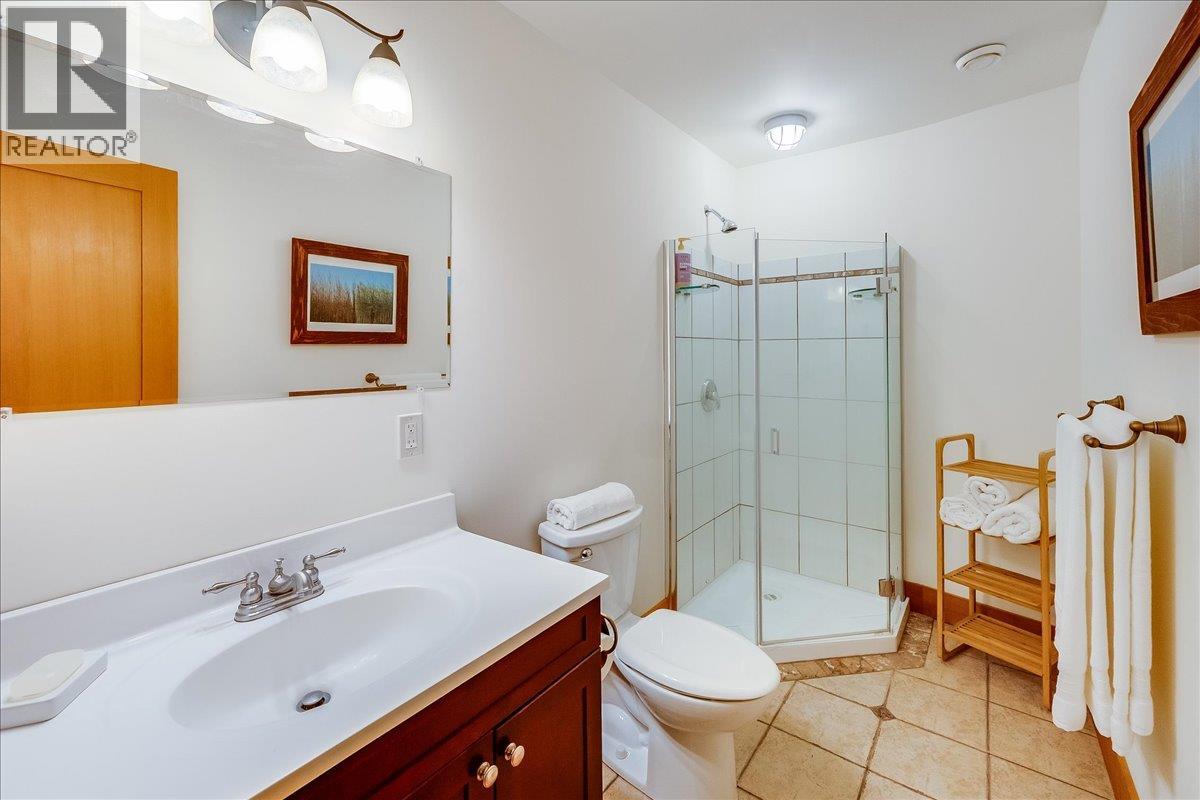 Photo 15 of 3234 Heddle Road, Nelson BC