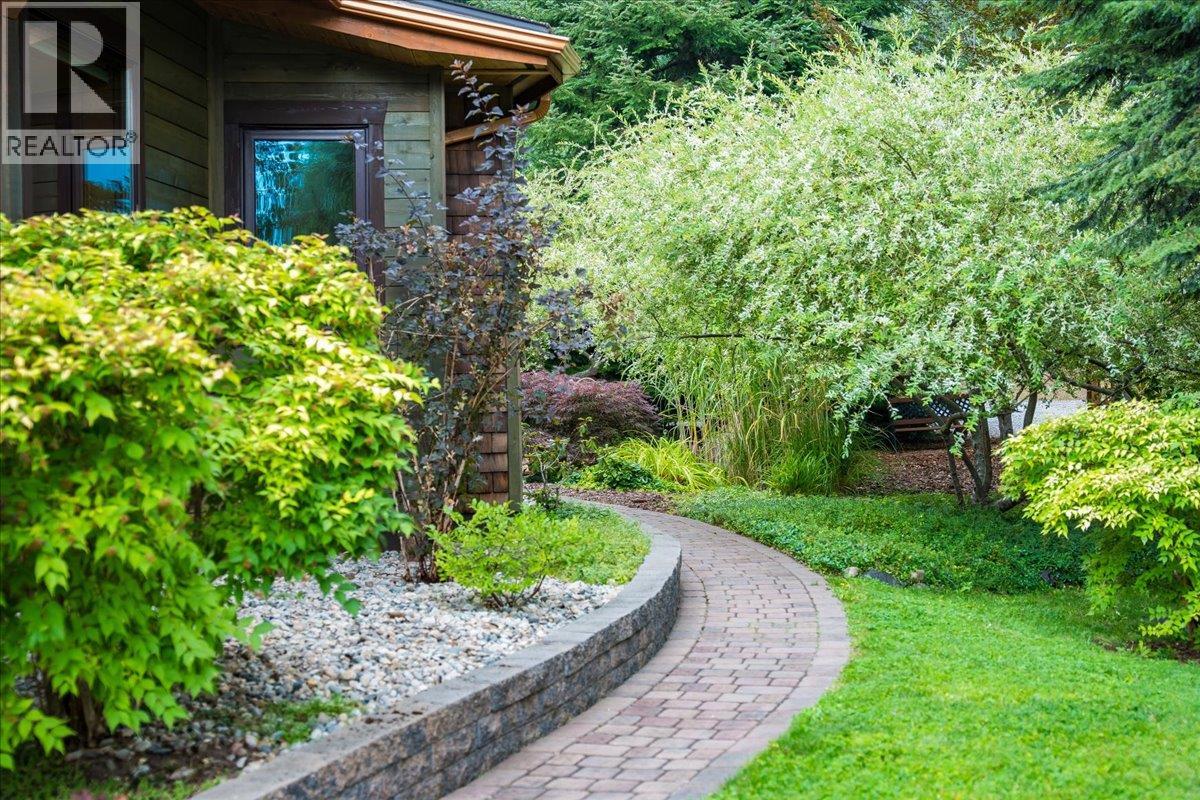 Photo 5 of 3234 Heddle Road, Nelson BC