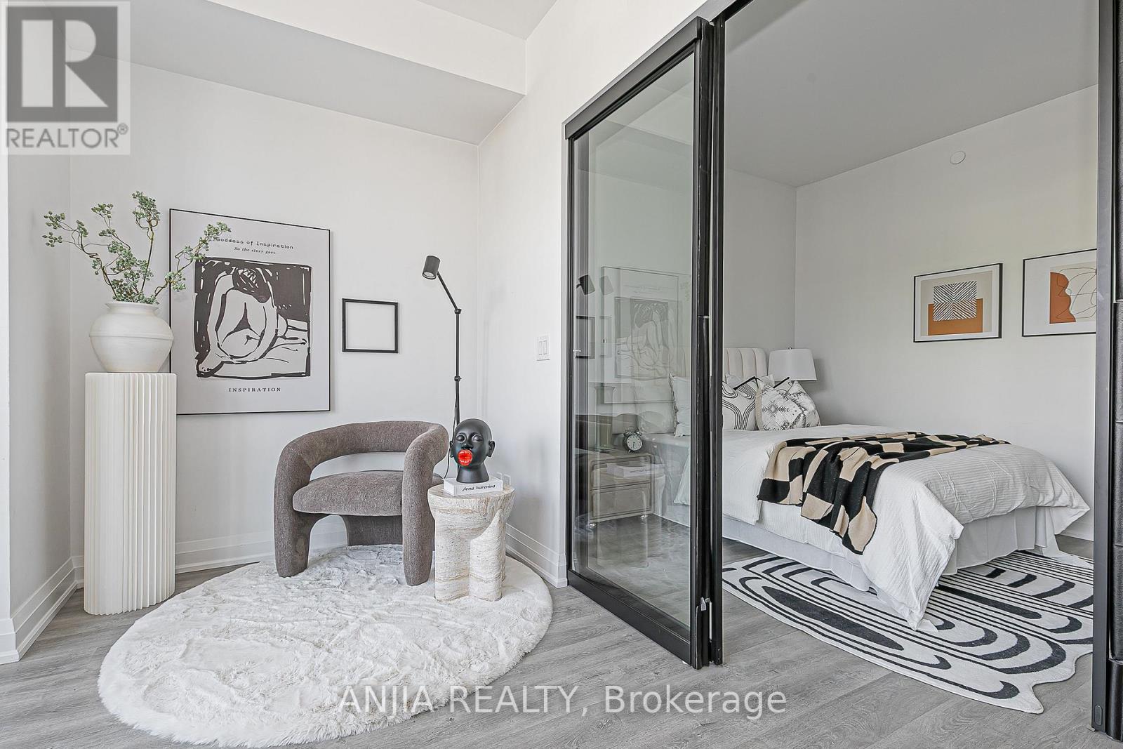 Photo 26 of 207 2369 Danforth Avenue, Toronto ON