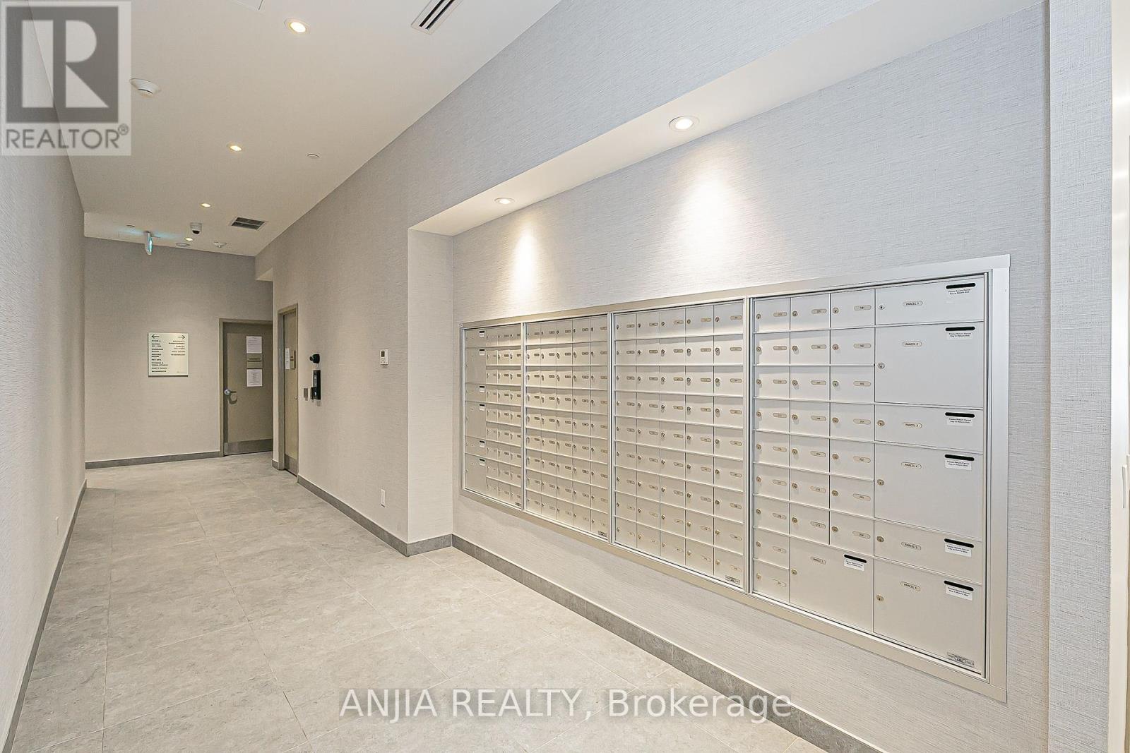 Photo 43 of 207 2369 Danforth Avenue, Toronto ON