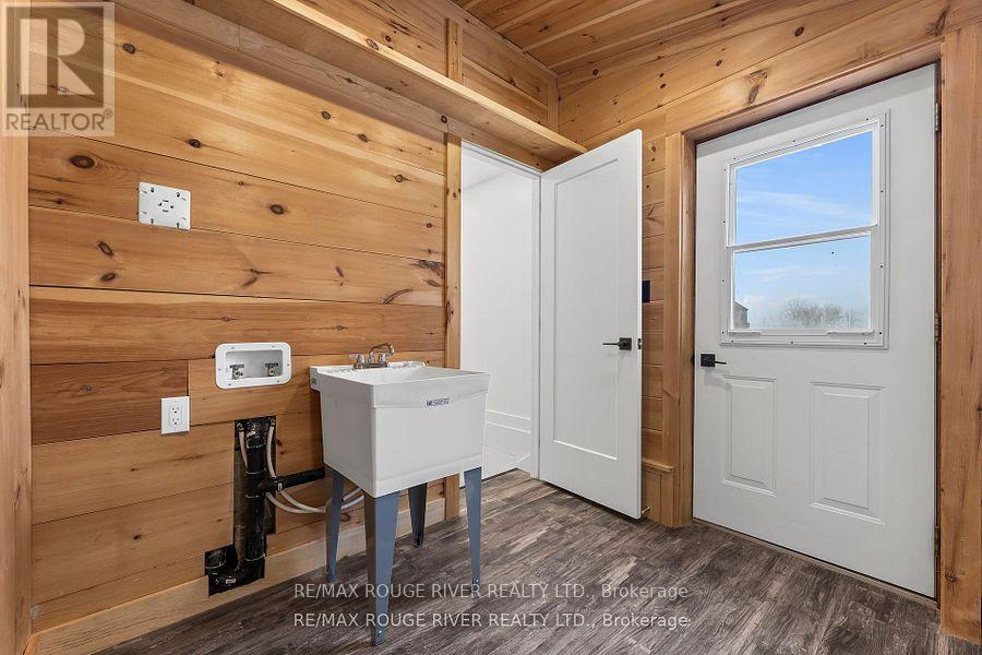 Photo 10 of 663 Sweet Road, Stirlingrawdon ON