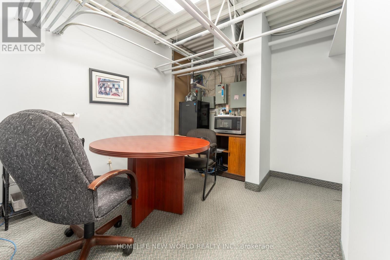 Photo 16 of 1 145 Royal Crest Court, Markham ON