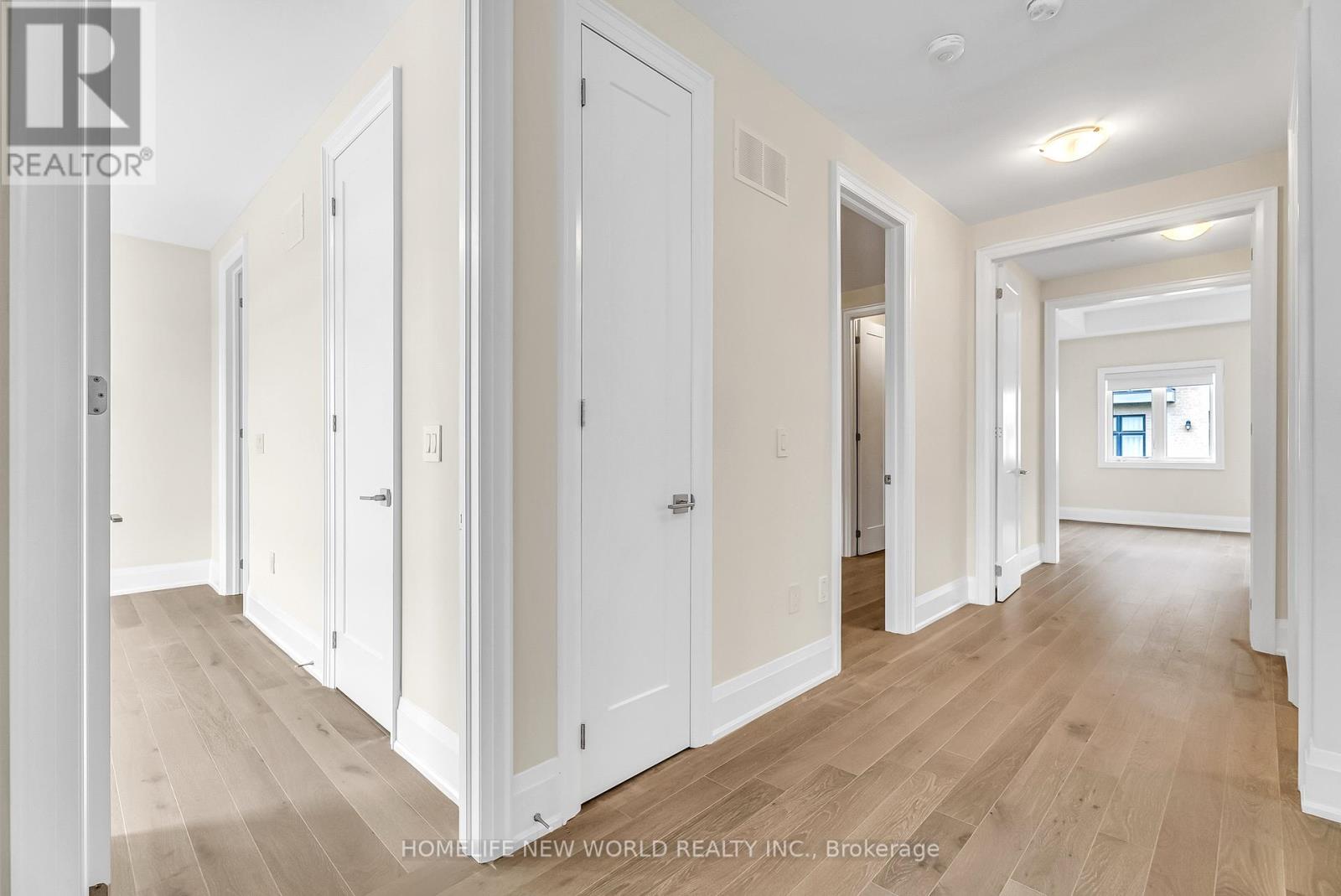 Photo 35 of 78 William Logan Drive, Richmond Hill ON