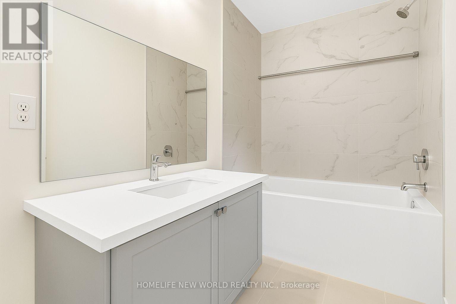 Photo 13 of 78 William Logan Drive, Richmond Hill ON