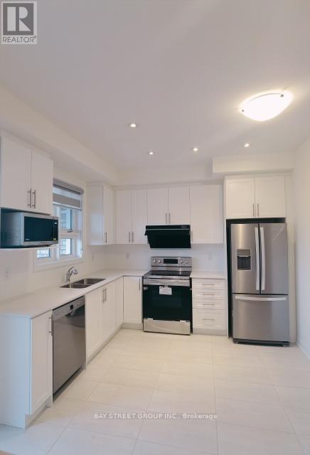 Photo 8 of 8 Massachusetts Lane, Markham ON