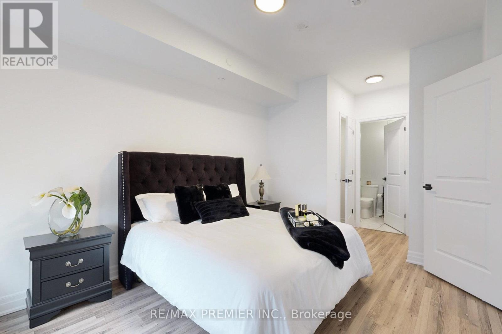 Photo 27 of Suite 1907 9085 Jane Street, Vaughan ON