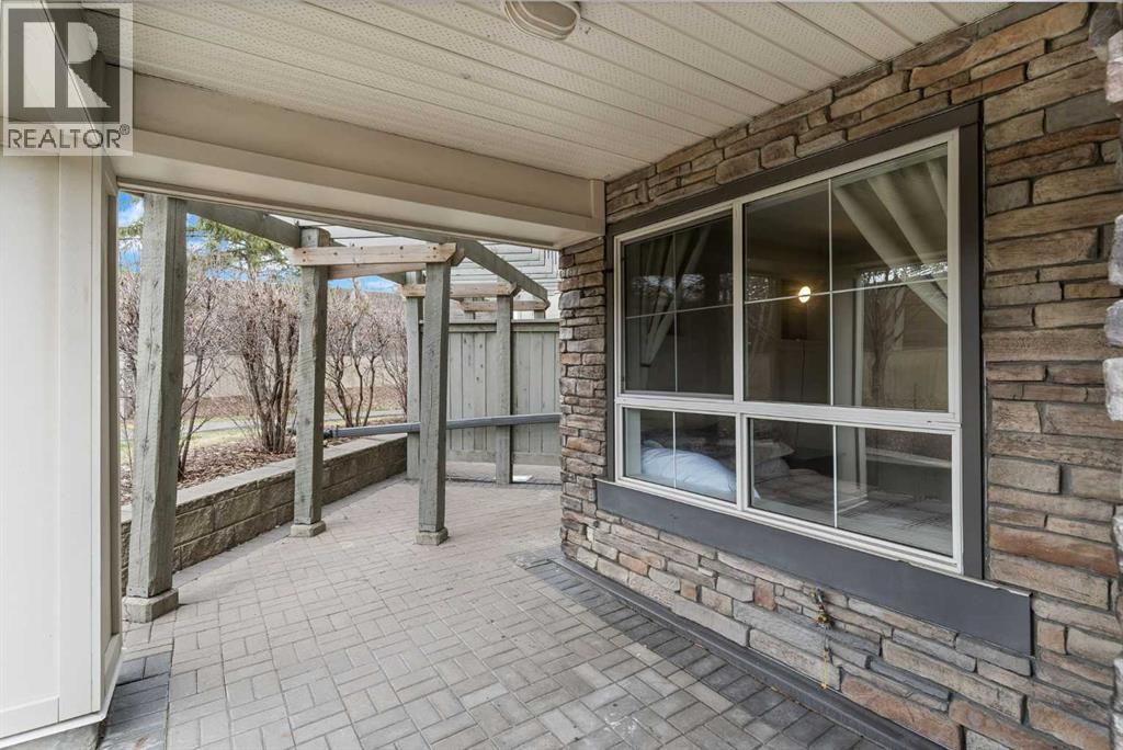 Single Family House for Sale in   Richard Court SW Lincoln Park Calgary 