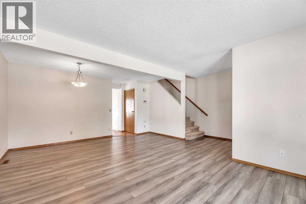 Single Family House for Sale in  Riverglen Park SE Riverbend Calgary 