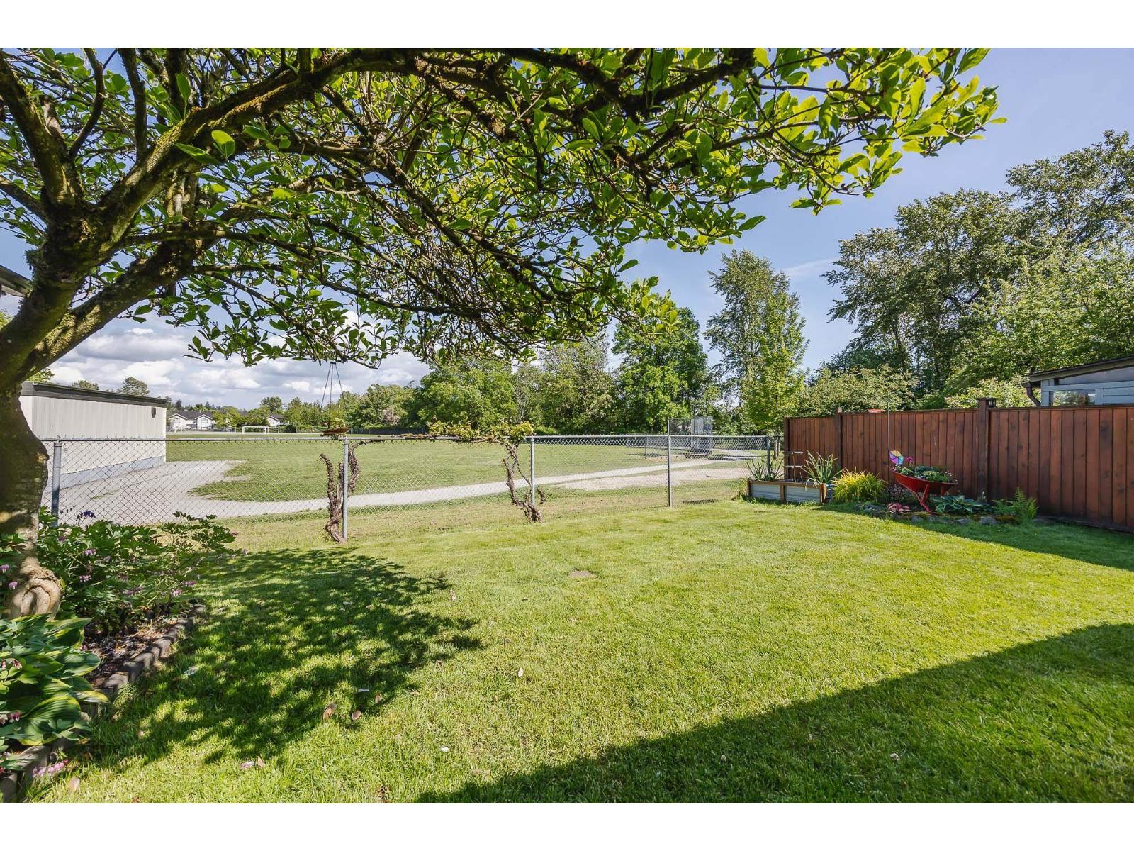 Photo 38 of 2112 Winston Court, Langley BC