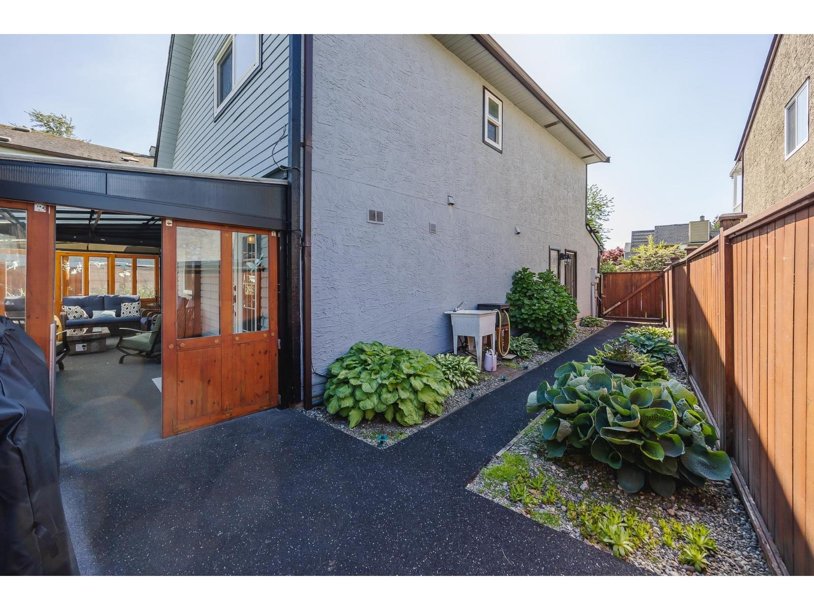 Photo 39 of 2112 Winston Court, Langley BC