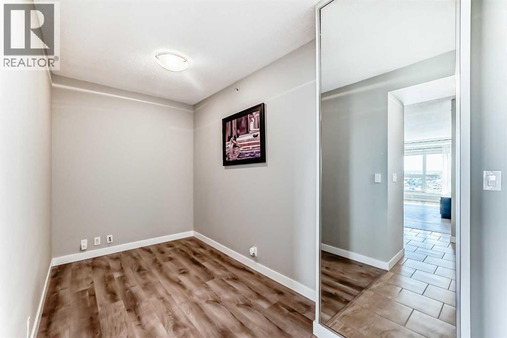 Single Family House for Sale in   Horton Road SW Haysboro Calgary 