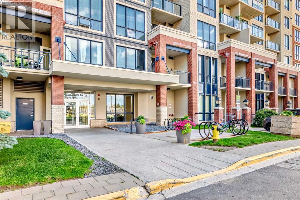 Single Family House for Sale in   Horton Road SW Haysboro Calgary 