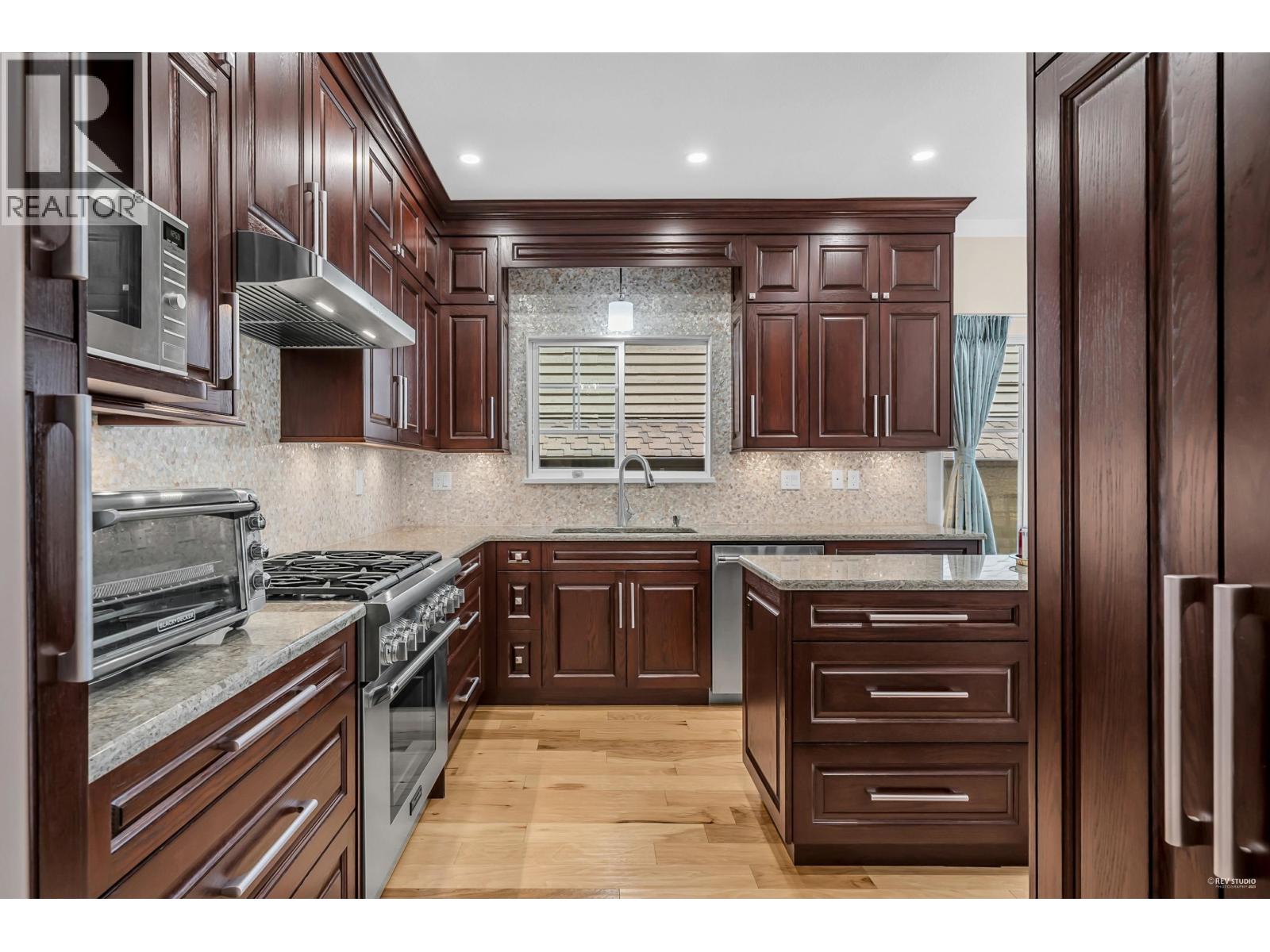 Photo 8 of 87 2979 Panorama Drive, Coquitlam BC