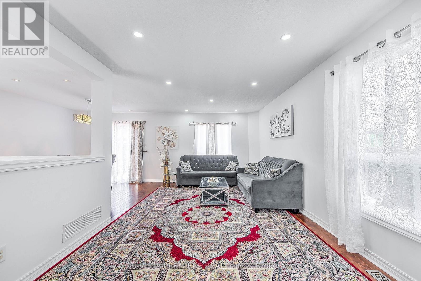 Photo 10 of 1046 Crosscreek Crescent, London East ON