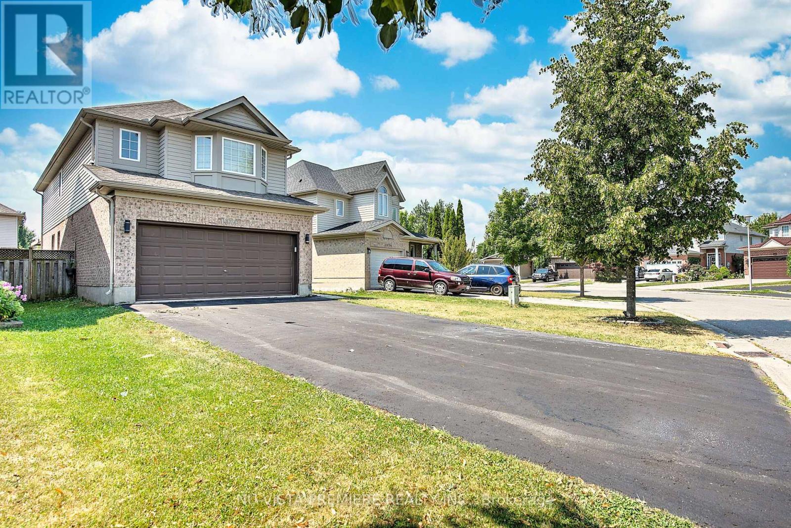 Photo 4 of 1046 Crosscreek Crescent, London East ON