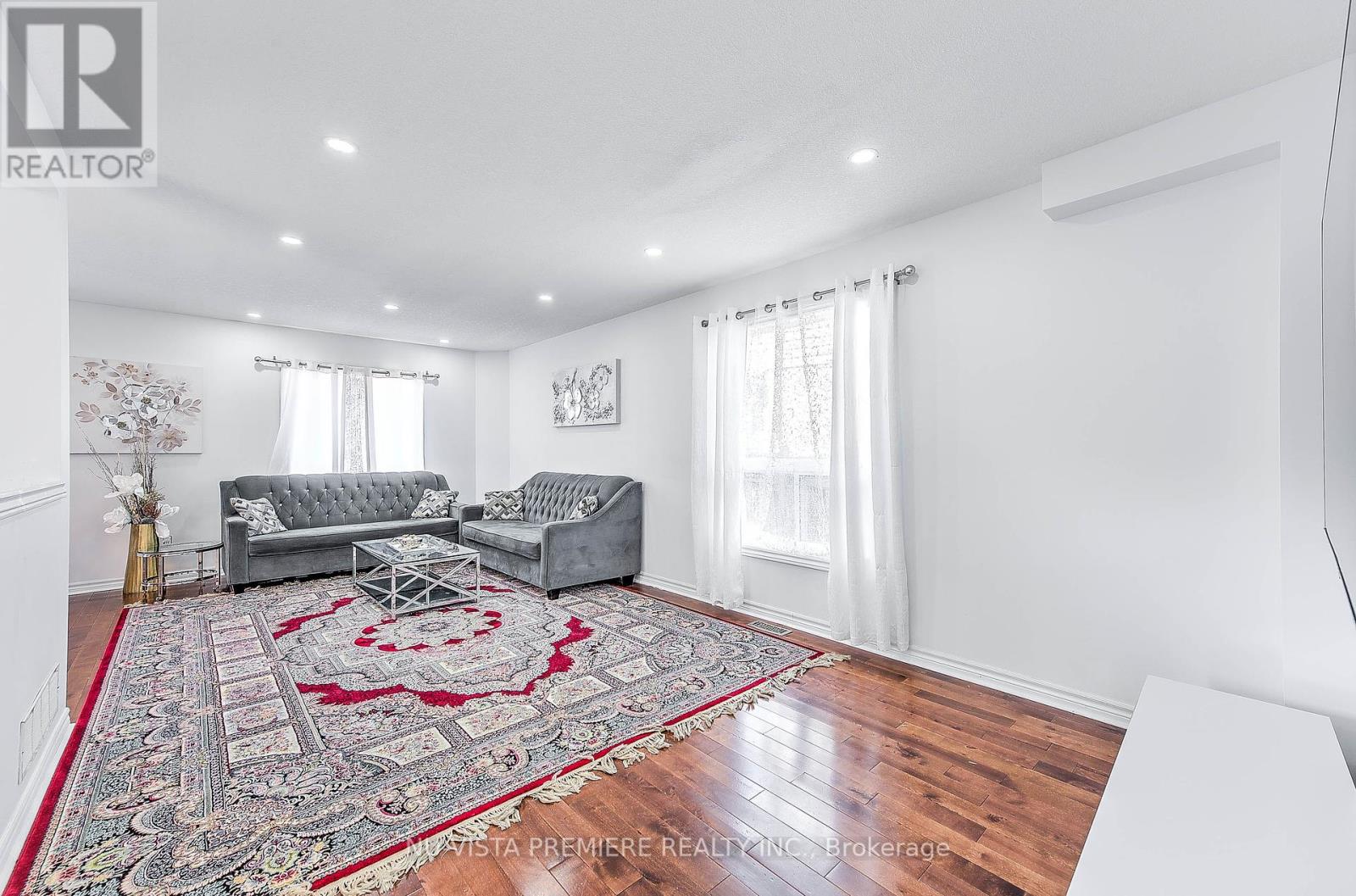 Photo 9 of 1046 Crosscreek Crescent, London East ON