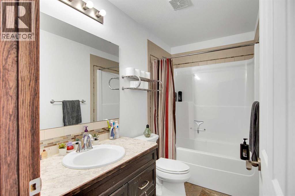 Photo 16 of 38 Woodbine Avenue Nw, Blackfalds AB