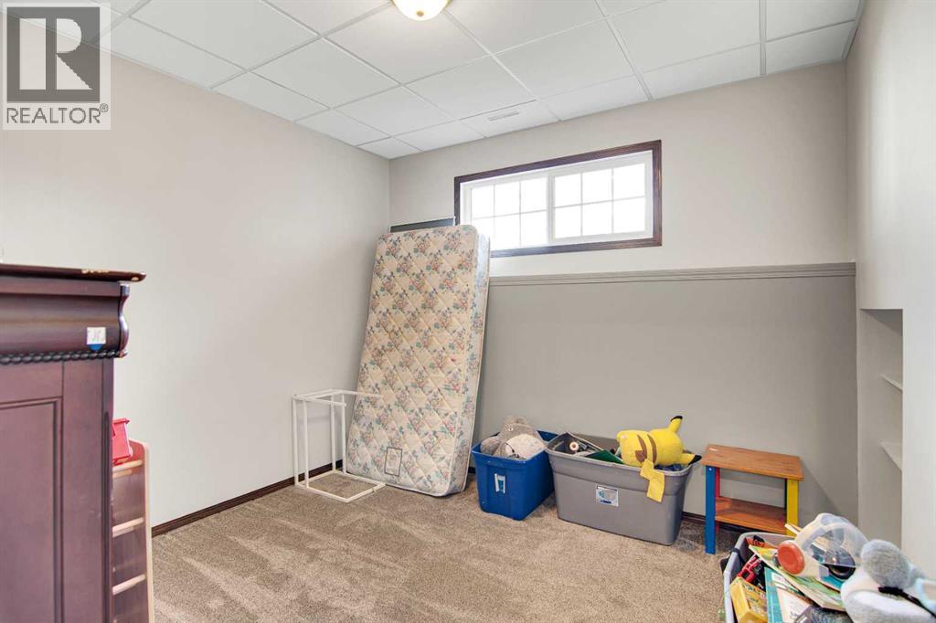 Photo 33 of 38 Woodbine Avenue Nw, Blackfalds AB