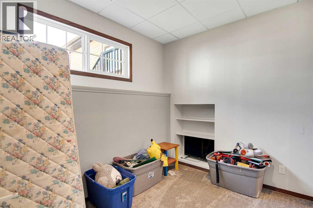 Photo 34 of 38 Woodbine Avenue Nw, Blackfalds AB