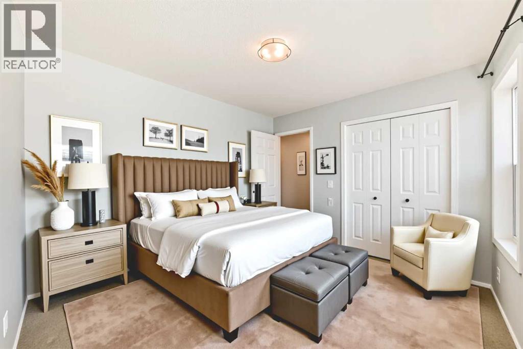 Single Family House for Sale in  Everglen Way SW Evergreen Calgary 