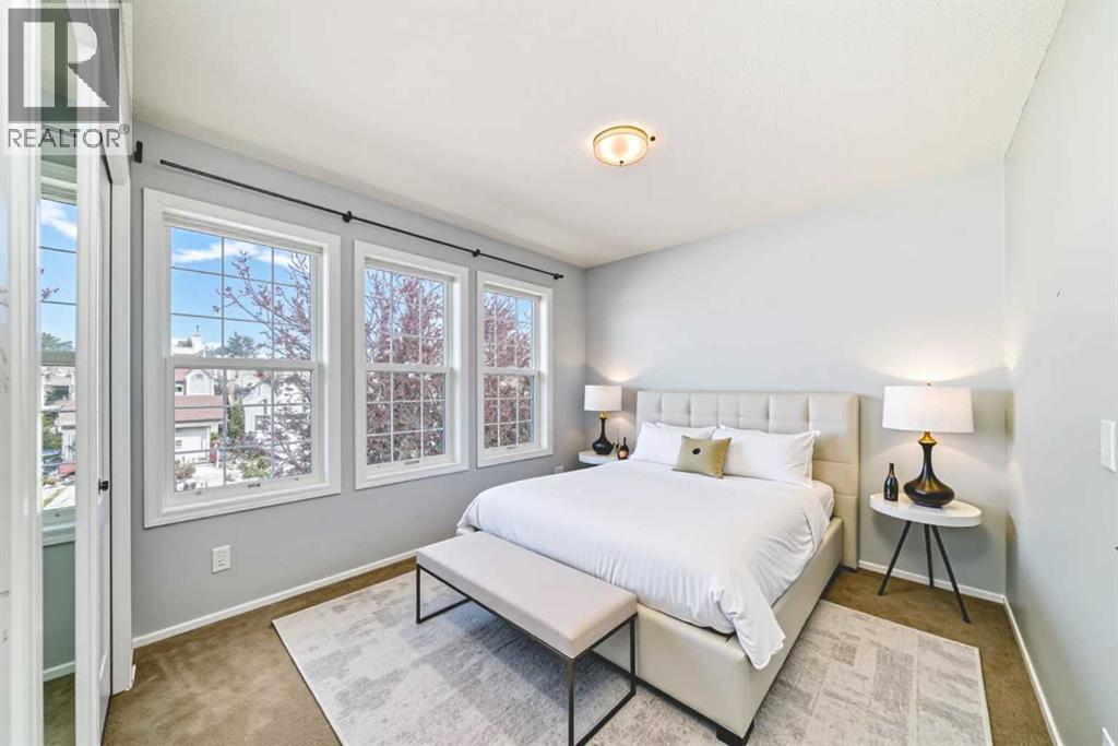 Single Family House for Sale in  Everglen Way SW Evergreen Calgary 