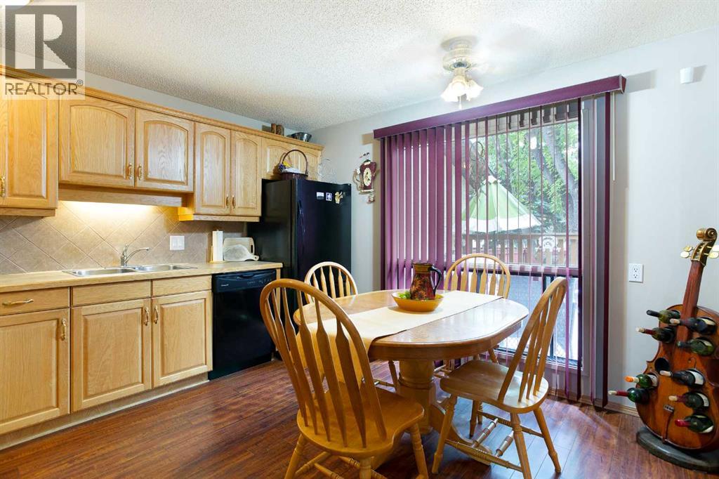 Single Family House for Sale in  Whiteridge Place NE Whitehorn Calgary 
